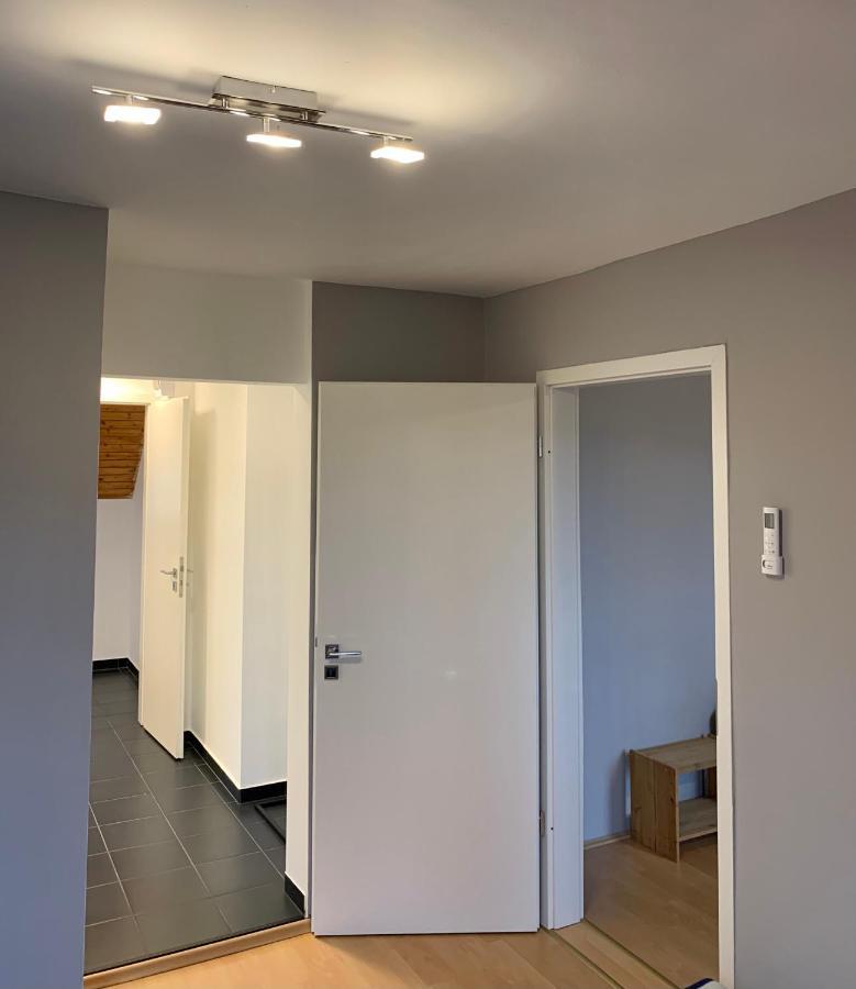 Vár-Lak Apartman Eger Esterno foto