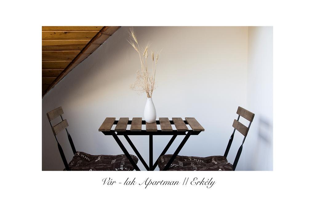 Vár-Lak Apartman Eger Esterno foto