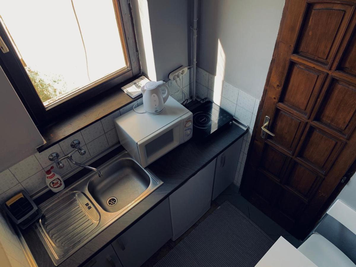Vár-Lak Apartman Eger Esterno foto