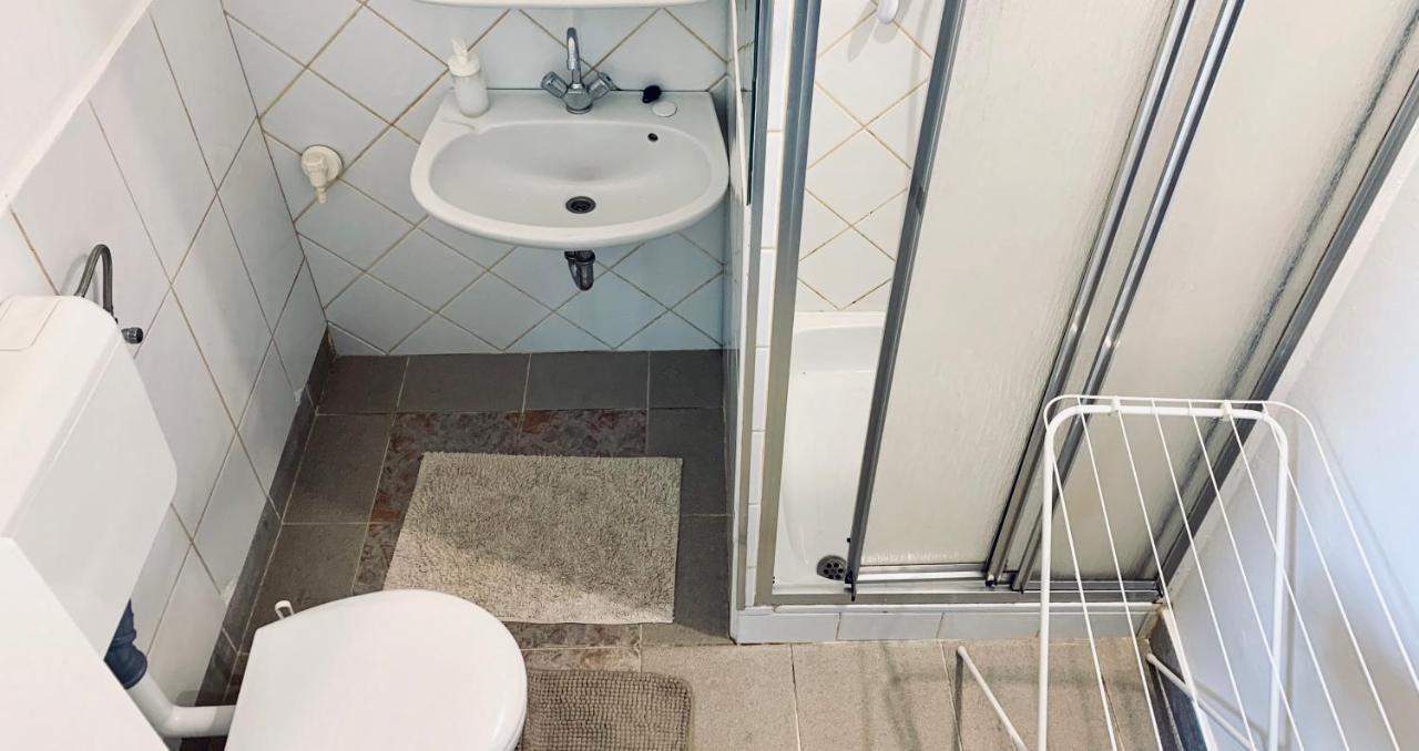 Vár-Lak Apartman Eger Esterno foto